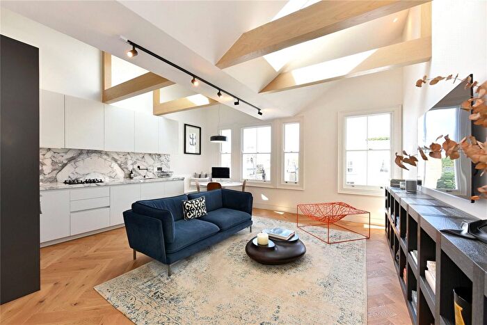 1 Bedroom Flat For Sale In Cathcart Road, Chelsea, SW10