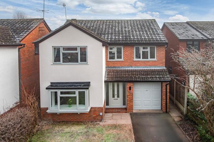 4 Bedroom Detached House For Sale In Newton Road, Bromsgrove, Worcestershire, B60