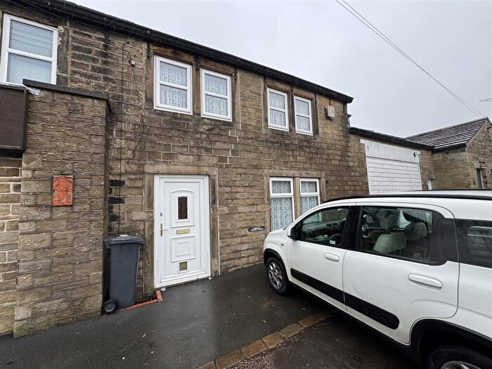 1 Bedroom Flat To Rent In Towngate, Hepworth, HD9