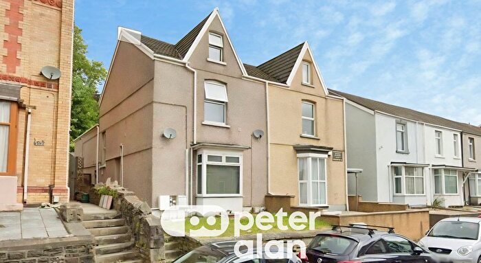 3 Bedroom Flat To Rent In King Edwards Road, Swansea, SA1