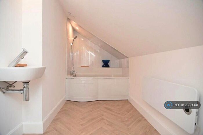 1 Bedroom Flat To Rent In New Lane, Edinburgh, EH6