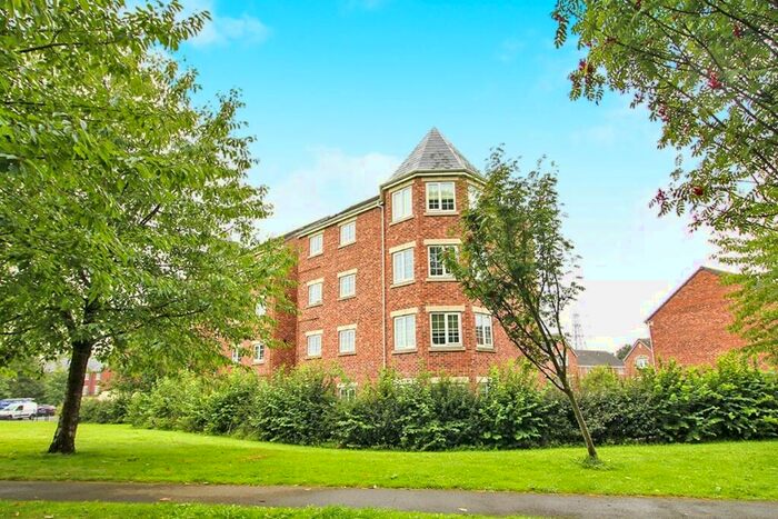2 Bedroom Apartment To Rent In Castle Lodge Gardens, Rothwell, Leeds, LS26