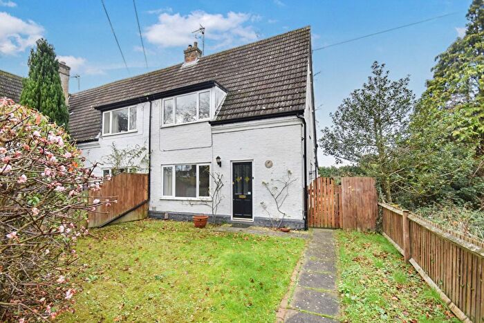 2 Bedroom End Terrace House For Sale In London Road, St. Ives, PE27