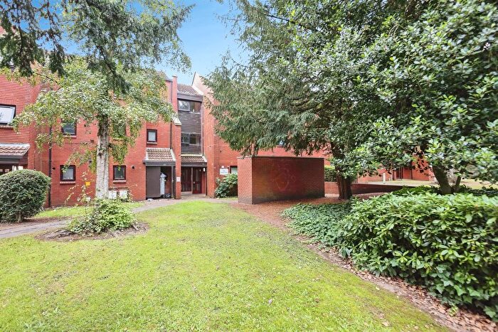 1 Bedroom Flat For Sale In Hagley Road, Harborne, Birmingham, B17