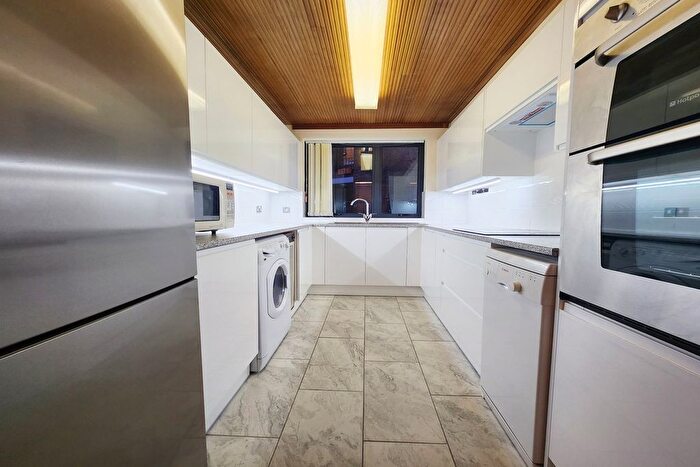 1 Bedroom Flat To Rent In Siddons Lane, Marylebone, London, NW1