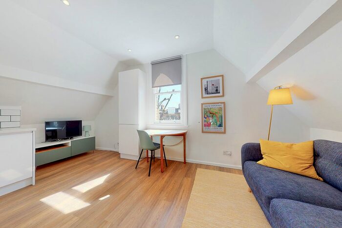 1 Bedroom Flat To Rent In Barry Road, London, SE22