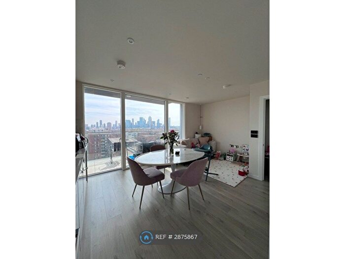 2 Bedroom Flat To Rent In Kitson House, London, E3