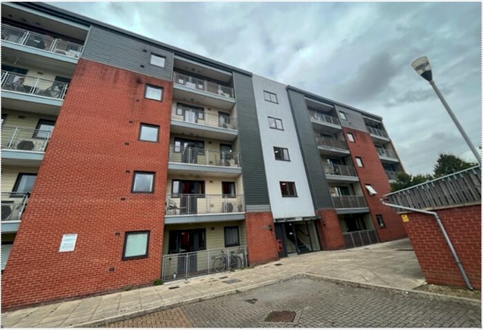 2 Bedroom Flat To Rent In Picton Street, Lincoln, Lincolnshire, LN6