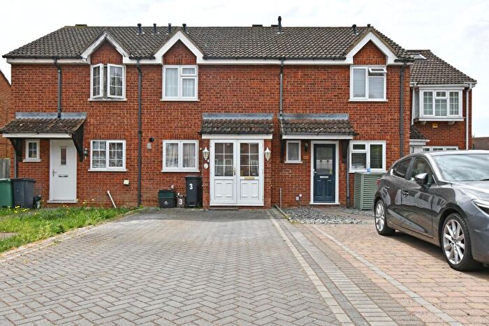 2 Bedroom Terraced House To Rent In Felton Close, Turnford, Hertfordshire, EN10
