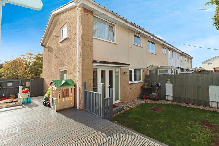3 Bedroom End Of Terrace House For Sale In Sandhurst, Yate, Bristol, Gloucestershire, BS37