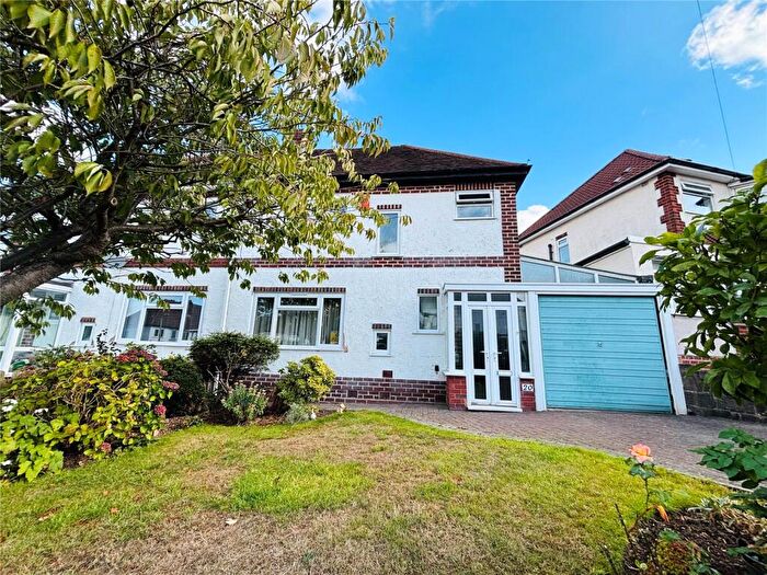 3 Bedroom Semi-Detached House For Sale In Grove Road, Oldbury, West Midlands, B68