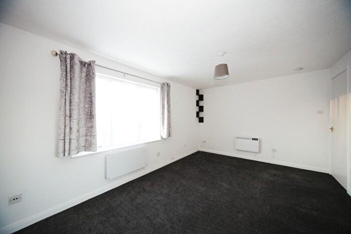 1 Bedroom Maisonette To Rent In Pimpernel Grove, Walnut Tree, MK7