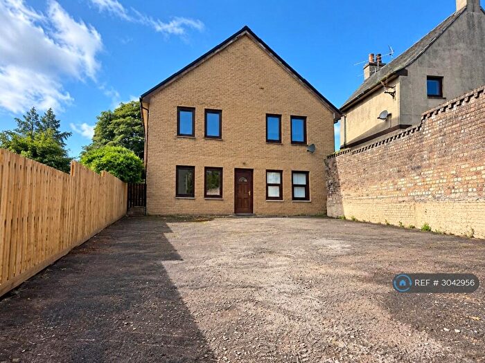 2 Bedroom Flat To Rent In Ashcroft House, Larbert, FK5