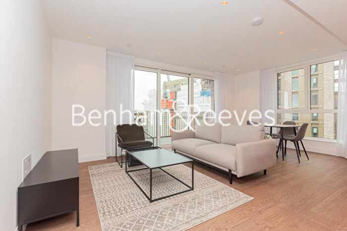 2 Bedroom Apartment To Rent In Juniper Gardens, Oval, SE11