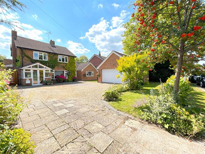 4 Bedroom Detached House For Sale In Church Street, Long Bennington, NG23