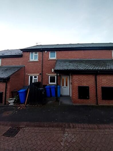 2 Bedroom Flat To Rent In Lopham Street, Sheffield, S3