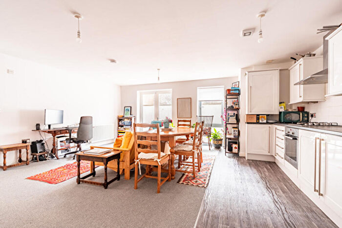 1 Bedroom Flat For Sale In Church Road, St George, BS5
