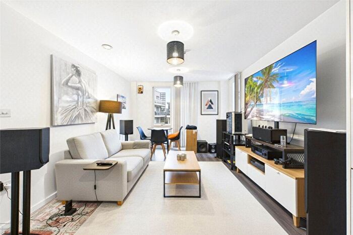 1 Bedroom Apartment To Rent In Kidwells Close, Maidenhead, Berkshire, SL6