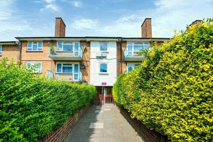 Property To Rent In Paul Close, Stratford, London, E15