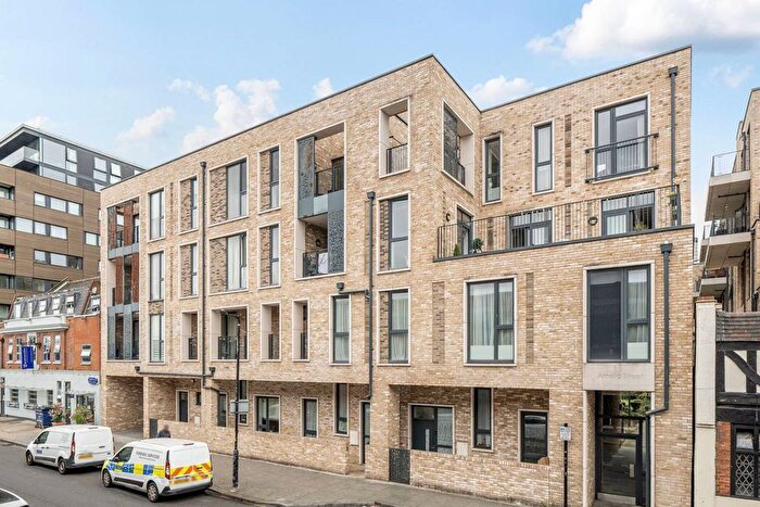 2 Bedroom Flat To Rent In Amelia Street, London, Elephant And Castle, London, SE17