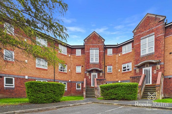 3 Bedroom Apartment For Sale In Princes Gardens, Highfield Street, Liverpool, Merseyside, L3