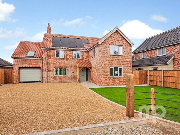 5 Bedroom Detached House For Sale In Hale Road, Ashill, IP25