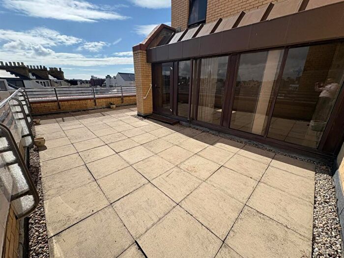 2 Bedroom Retirement Property For Sale In Clarence Parade, Southsea, PO5