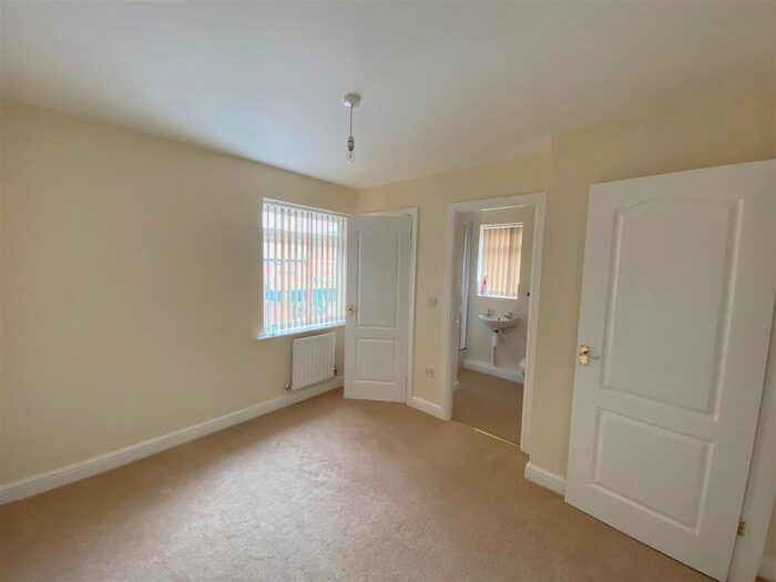 3 Bedroom SemiDetached House To Rent In Yates Hay Road, Malvern, WR14