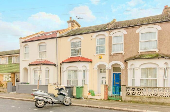 6 Bedroom Property To Rent In Eve Road, Leytonstone, London, E11