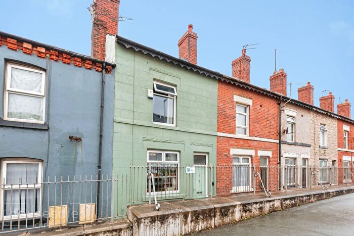 2 Bedroom Terraced House For Sale In Bloomfield Road, Blackpool, FY1