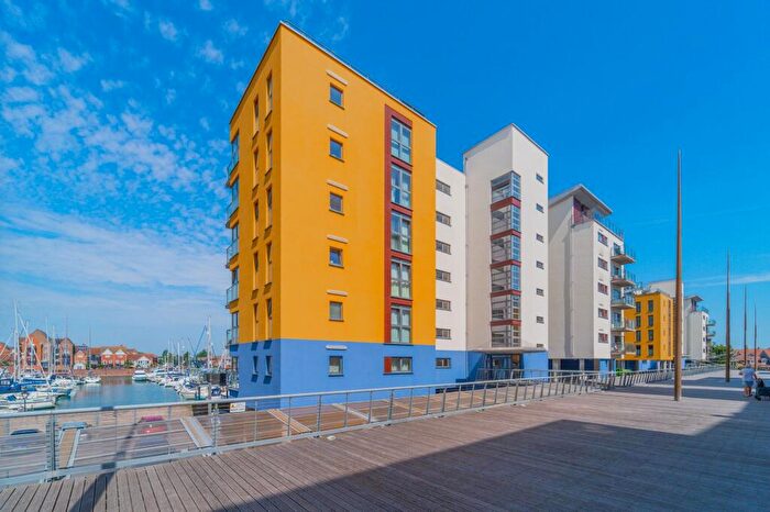2 Bedroom Apartment For Sale In Palomar Court, Midway Quay, BN23