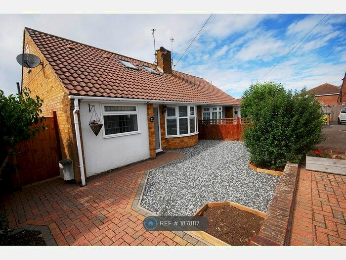 2 Bedroom Bungalow To Rent In Croft Close, Polegate, BN26