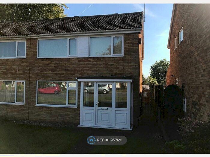 4 Bedroom Semi-Detached House To Rent In Lichen Green, Coventry, CV4