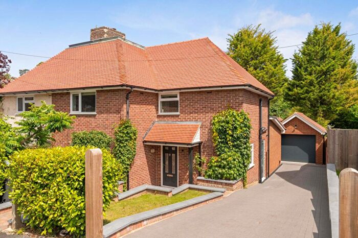 3 Bedroom Semi-Detached House For Sale In Fivefields Road, Winchester, SO23