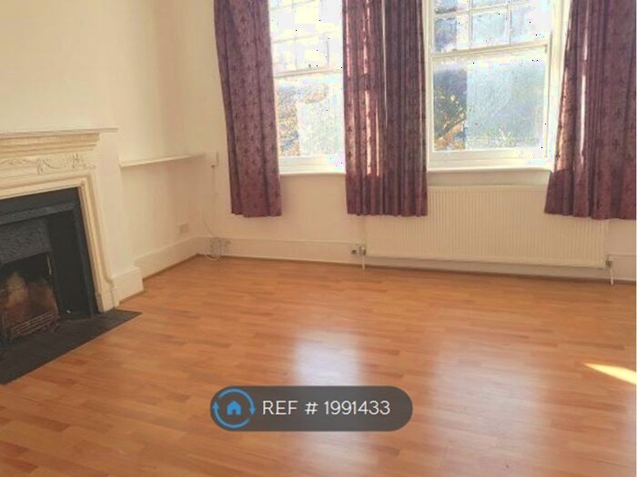 2 Bedroom Flat To Rent In Tottenham Lane, Crouch End, N8