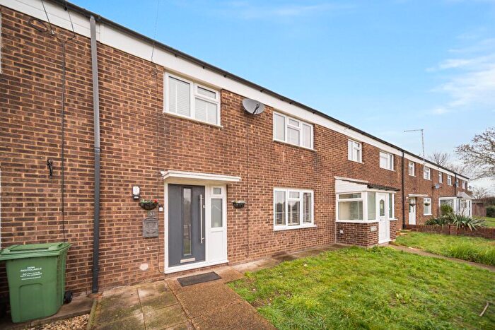 3 Bedroom Terraced House For Sale In Ingress Gardens, Greenhithe, Kent, DA9