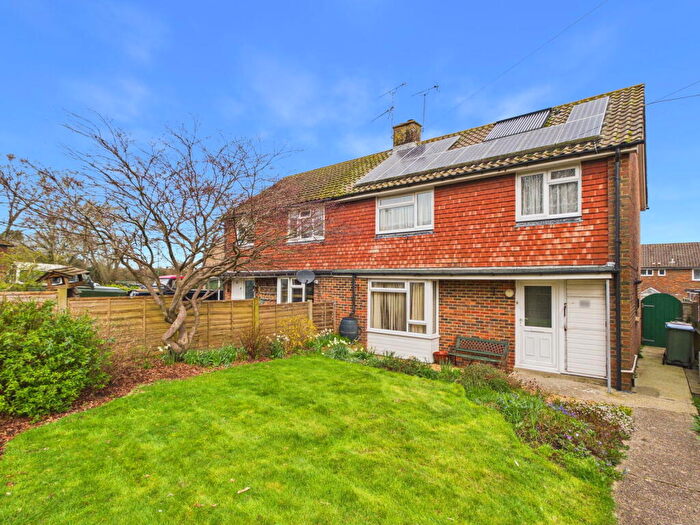 3 Bedroom Semi Detached House For Sale In Ravenscroft, Storrington, RH20