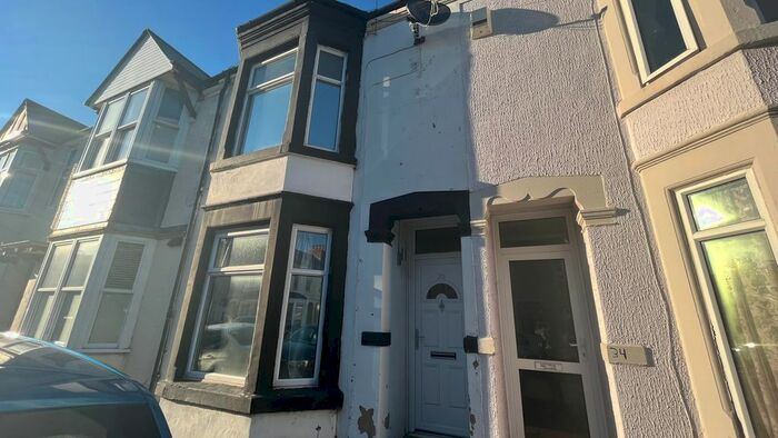 3 Bedroom Property To Rent In Delapre Park, London Road, Northampton, NN4