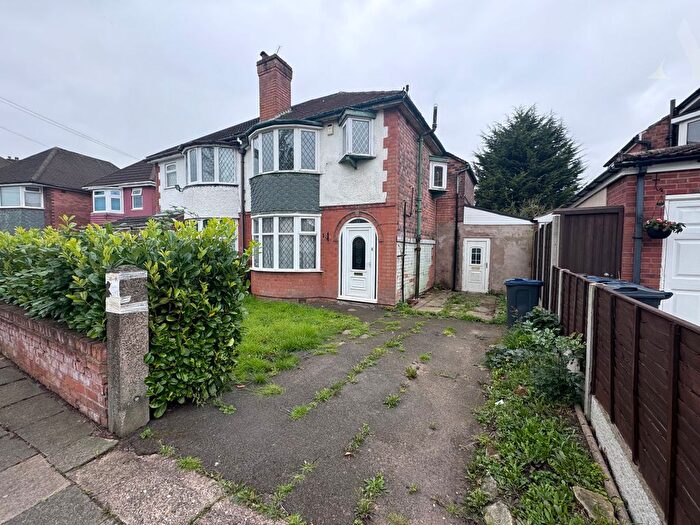 3 Bedroom Semi-Detached House To Rent In Maryland Avenue, Birmingham, West Midlands, B34