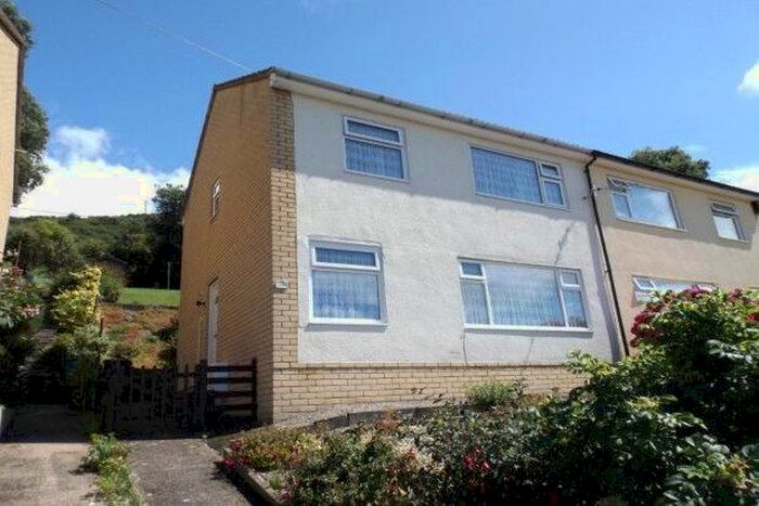 3 Bedroom Property To Rent In Mochdre, Colwyn Bay LL28