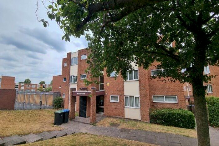 2 Bedroom Flat To Rent In North Park Road, Birmingham, B23