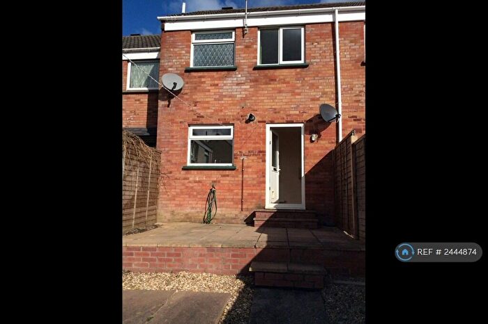 2 Bedroom Terraced House To Rent In Woolbarn Lawn, Barnstaple, EX32