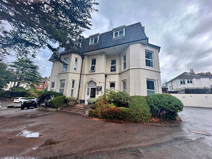 1 Bedroom Flat For Sale In Flat Beaumont Court, Boscombe Spa Road, Bournemouth, Dorset, BH5