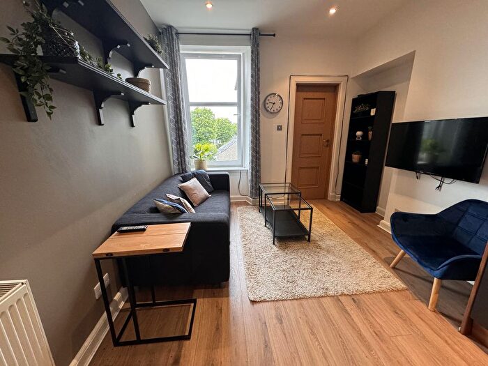2 Bedroom Flat To Rent In Bed Apartment, Beechgrove Terrace, Aberdeen, AB15