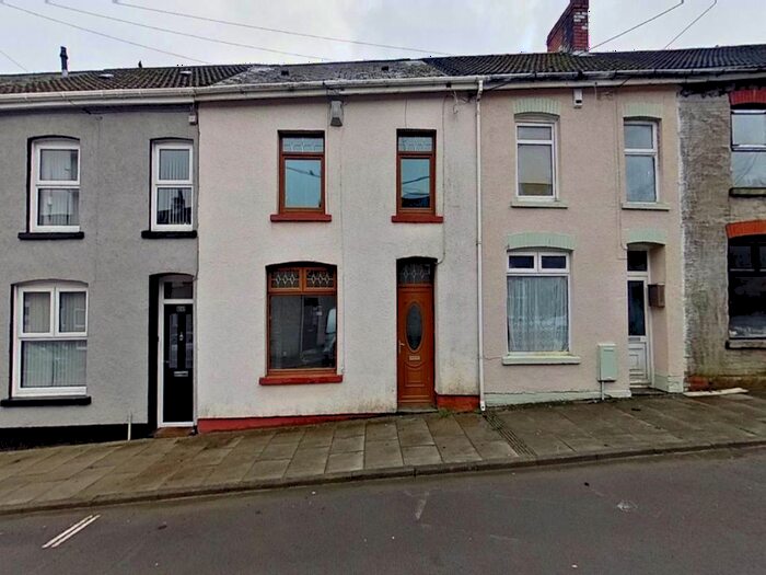 3 Bedroom Property To Rent In Roman Road, Banwen, Seven Sisters, SA10