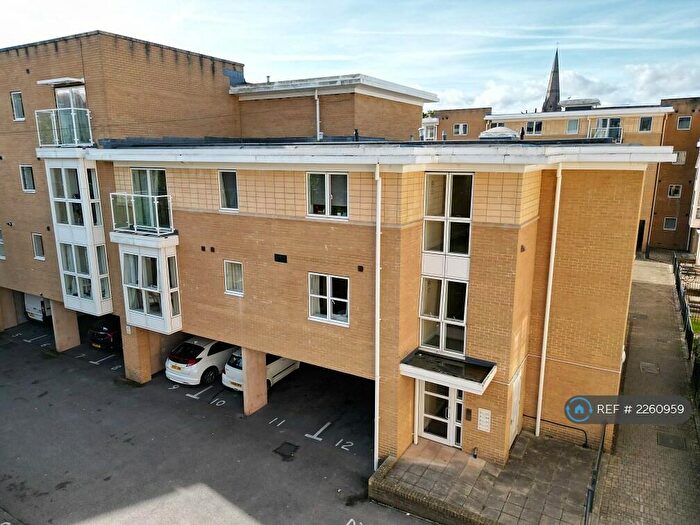 2 Bedroom Flat To Rent In Central, Exeter, EX4