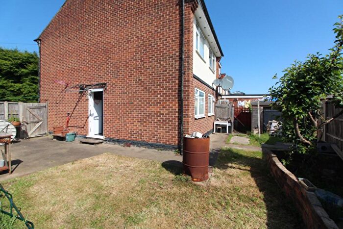 3 Bedroom Detached House To Rent In Ashford Crescent, Brimsdown, EN3