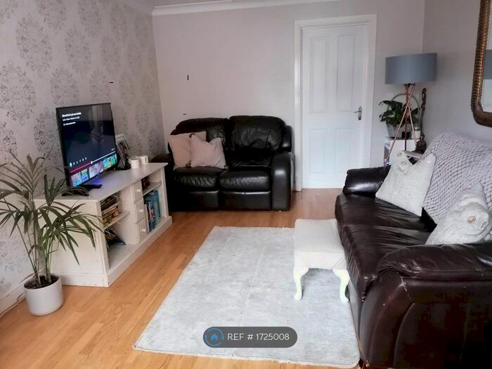 3 Bedroom End Of Terrace House To Rent In Short Street, Shirley, Solihull, B90