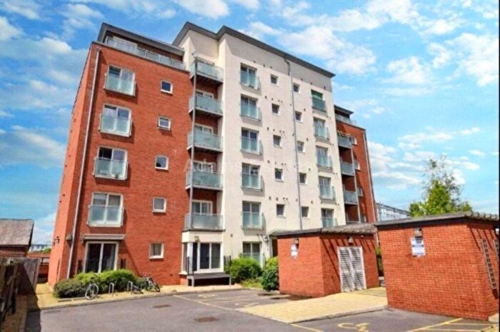2 Bedroom Flat To Rent In Jeffrey Place, Reading, RG1