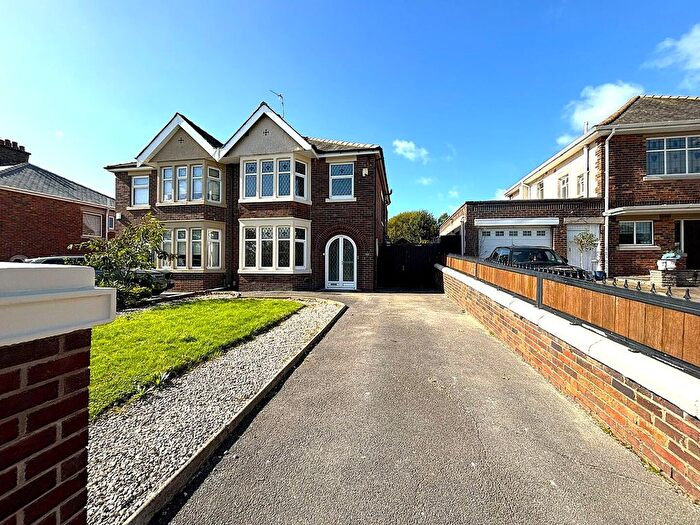 3 Bedroom Semi-Detached House For Sale In Devonshire Road, Blackpool, FY2